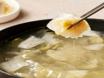 酸菜白肉湯底